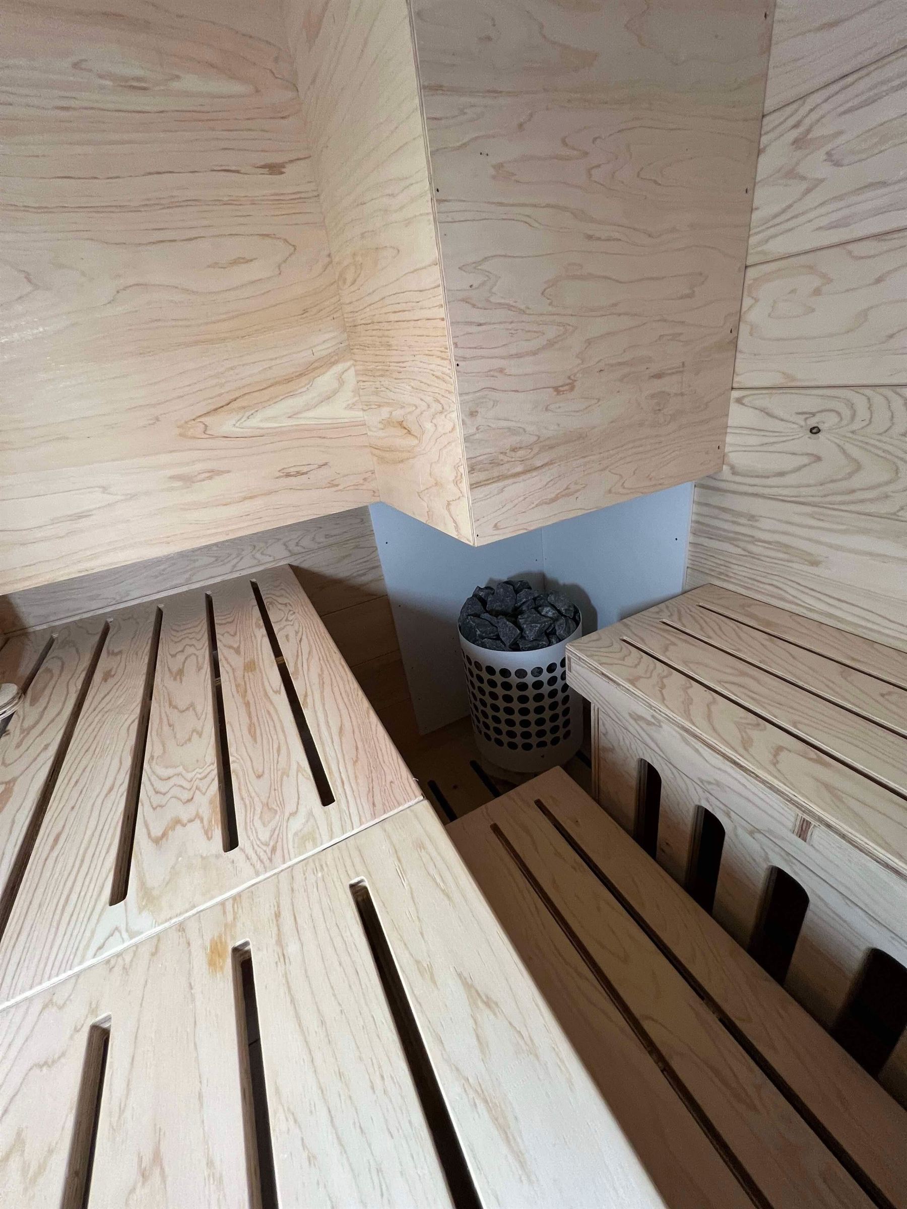 ITaLOG SAUNA ストーブ周り